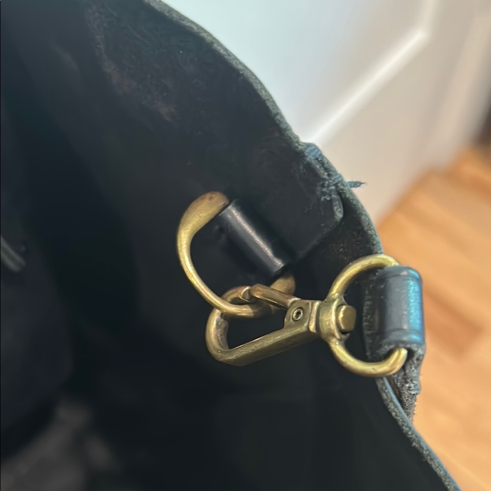 Classic Madewell Transport Tote in Black Leather - Picture 3 of 3